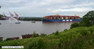 L'approfondissement de l'Elbe permettra de recevoir ces navires avec plus d'efficacité