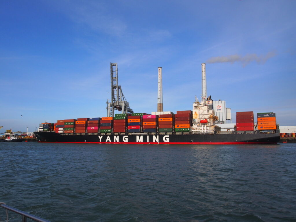 Yang Ming Haropa