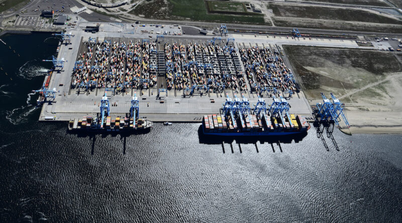 Port Rotterdam Conteneurs