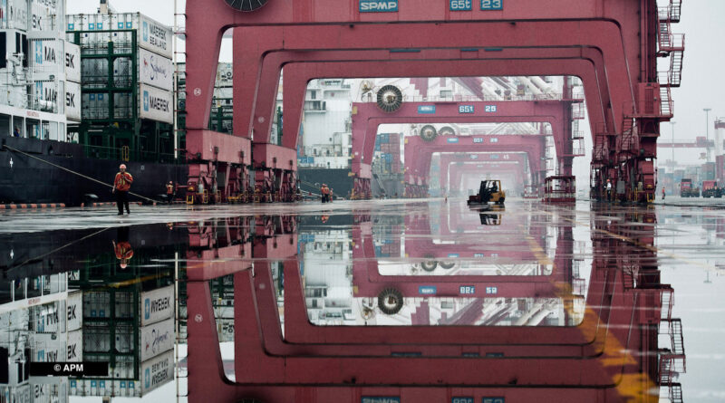 Chine Conteneurs APM Terminals Port Qingdao