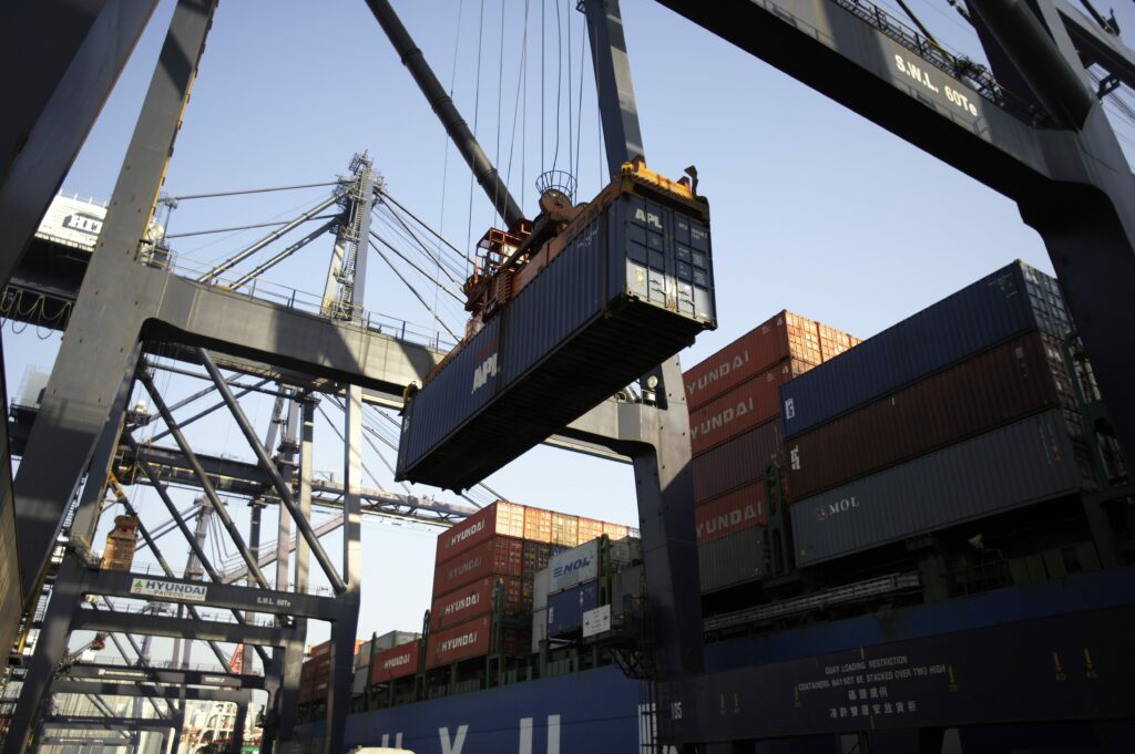 Commision en transport maritime aérien kuehne & Nagel