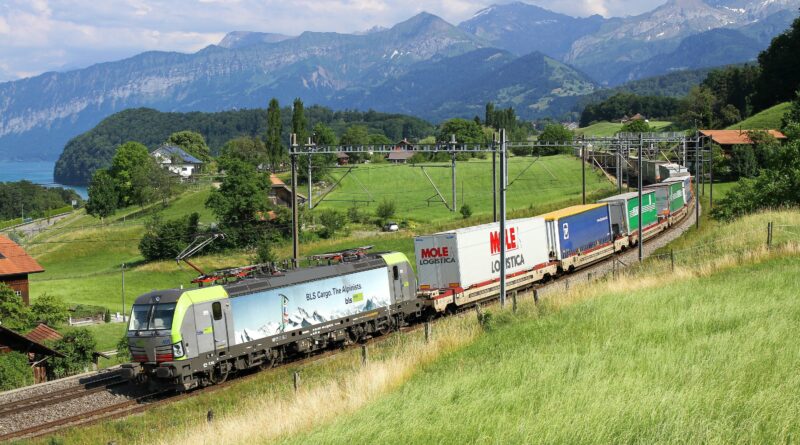 CargoBeamer autoroute ferroviaire