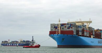 Conteneurs CMA CGM Maersk Hapag Lloyd