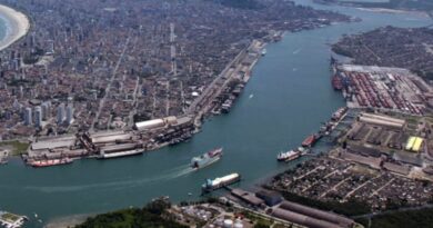 Port Santis Conteneurs