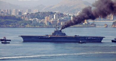 Déconstruction navire militaire