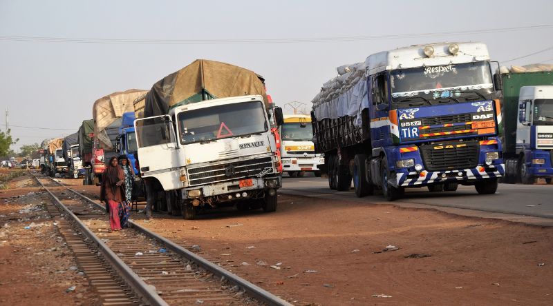 Niger camions logistique