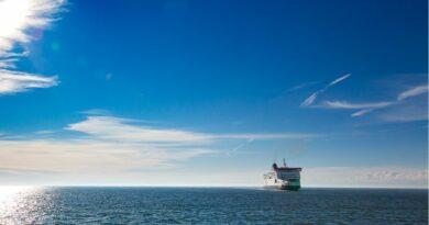 Port Calais ferry mer