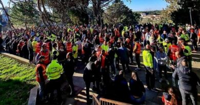 Dockers manifestent à Port Saint Louis du Rhône