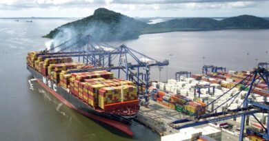 Port de Paranagua. Escale du plus grand navire (MSC) en avril 2024