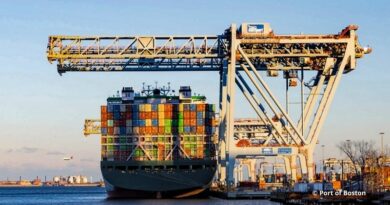 Port de Boston sur la côte Est des États-Unis. Terminal conteneurs