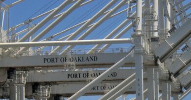 Portiques du Port d'Oakland