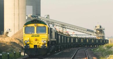 Le groupe CMA CGM acquiert la société ferroviaire britannique, Freightliner.