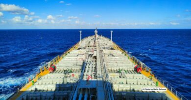 Les flux de pétrole brut changent au gré des décisions politiques américaines.