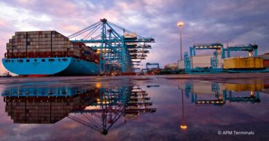 Trois navires de Mærsk sous pavillon américain refusés au terminal APM d'Algésiras.