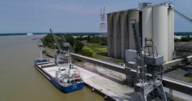 Le GPM Bordeaux affiche une baisse de ses trafics en raison d'une baisse des vracs énergétiques. Les solides progressent.