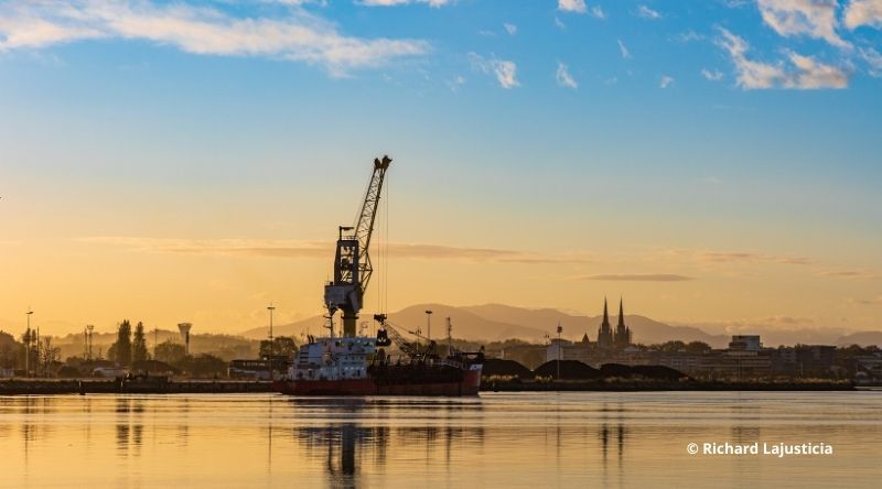 Le contrôle des investisseurs étrangers dans les ports de l'UE se renforcent.