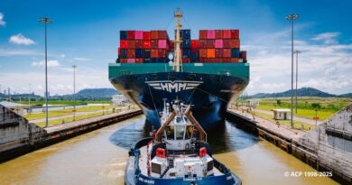 L'Autorité du canal de Panama lance un appel d'offres pour les deux ports de Cristobal et Balboa.