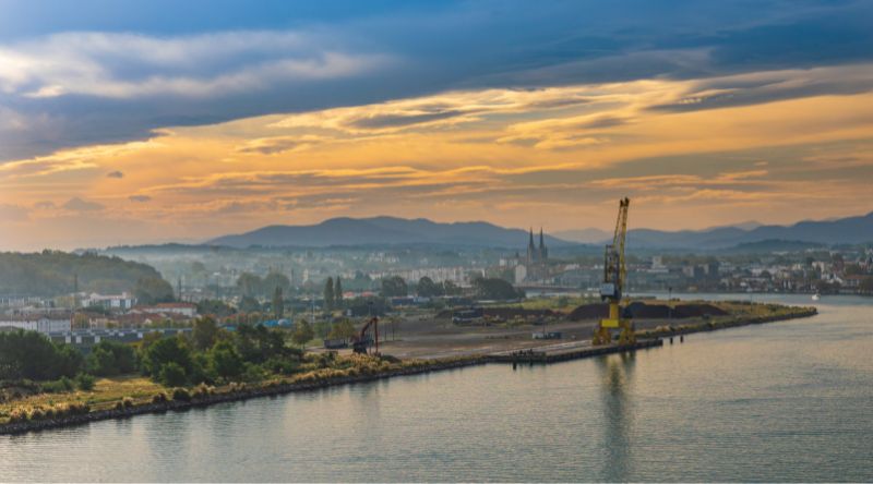 Le port de Bayonne termine l'année sur une note positive. Il adopte un plan à cinq ans d'investissements.