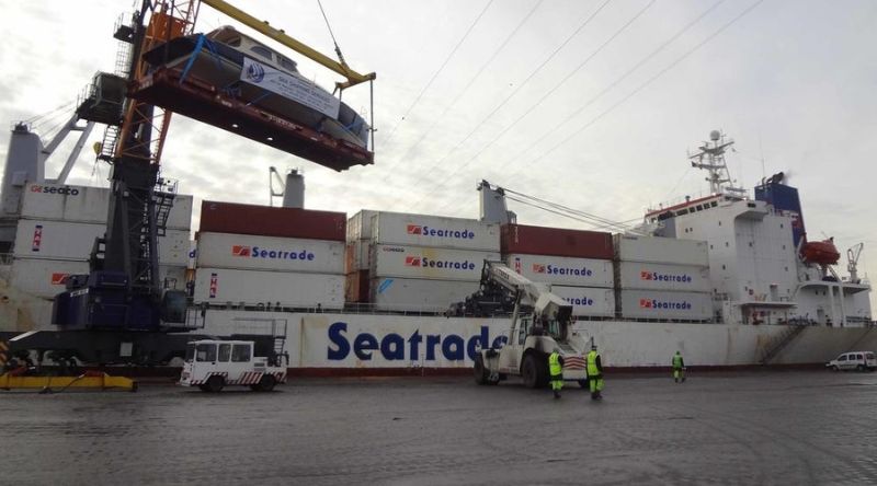 Les agents maritimes interviennent dans l'escale opérationnelle du navire.