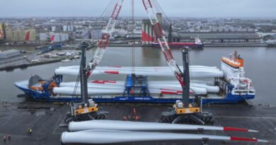 Les responsables du projet Pennavel signent un partenariat avec le GPM de Nantes Saint Nazaire.
