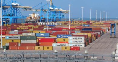 Le dossier du bilan des ports français par Mer et Marine et Ports et Corridors.