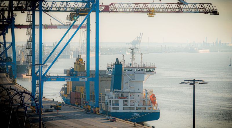 Le rapport du Conseil d'État sur les ports propose 28 leviers de progression.