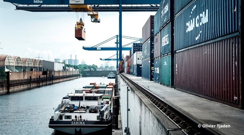 Les basses eaux du Rhin ont entraîné une baisse des capacités de chargement.